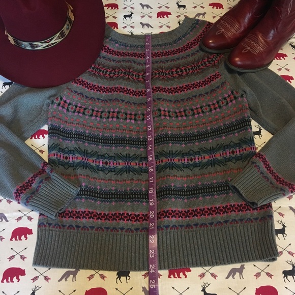 Soft Chaps Aztec sweater - Picture 5 of 6